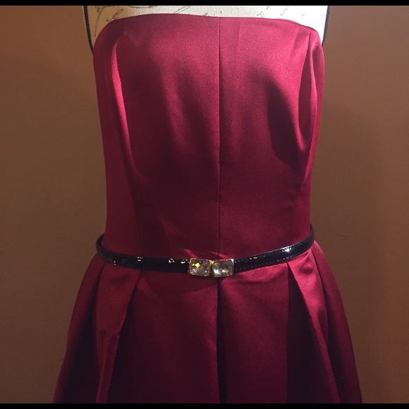 Dress - Picture 2 of 3