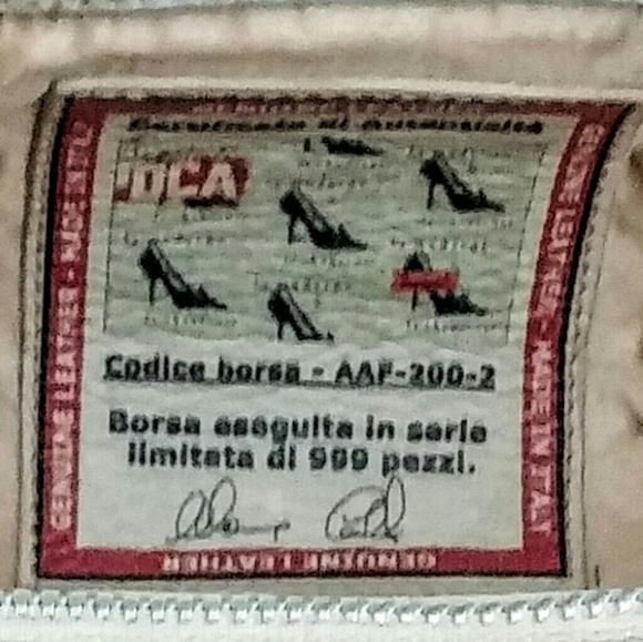 Massimo Trulli Limited Edition Satchel - Picture 5 of 5