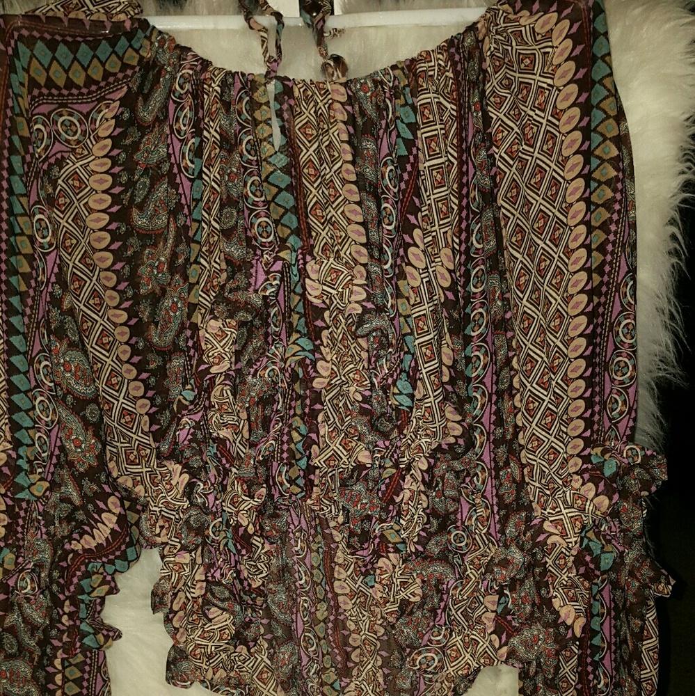 💕💕Ladies Paisley blouse💕💕
