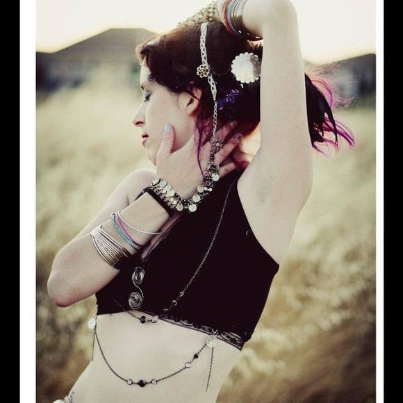 Like to bookmark this closet! - Picture 6 of 8