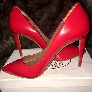 Red Steve Madden Proto heels