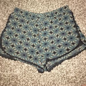 Patterned chiffon shorts with lace detailing!!