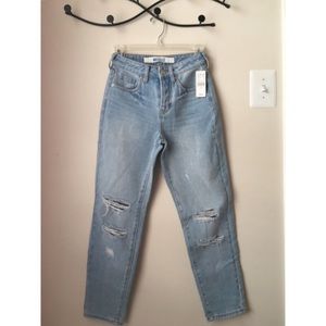 Brandy Melville Boyfriend Jeans