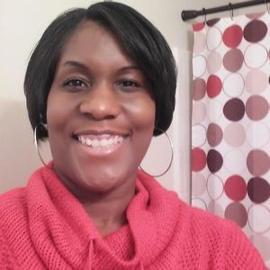 Meet your Posher, Zette