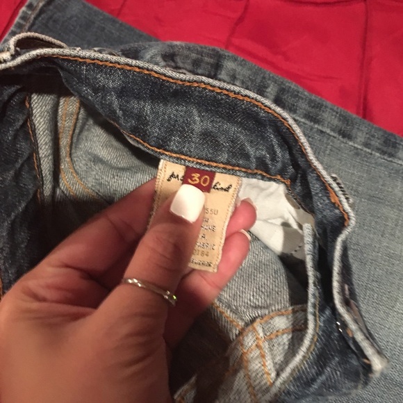 Jean - Picture 2 of 3