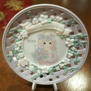 Precious Moments Small Plate from 1999.