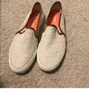 LACE KEDS