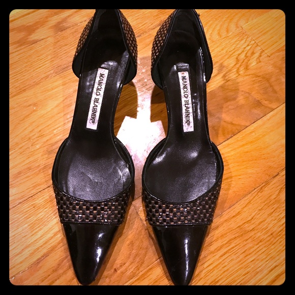 Manolo Blahnik Pointy Kitten Heels - Picture 1 of 6