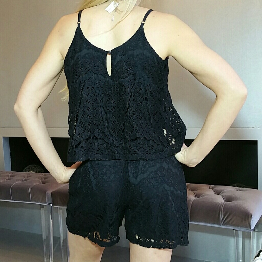 LACE ROMPER NWOT - Picture 3 of 3