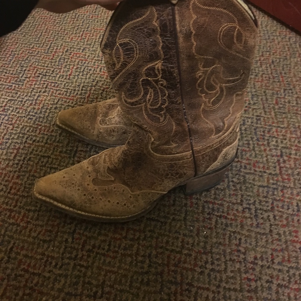 Justin Cowgirl Boots