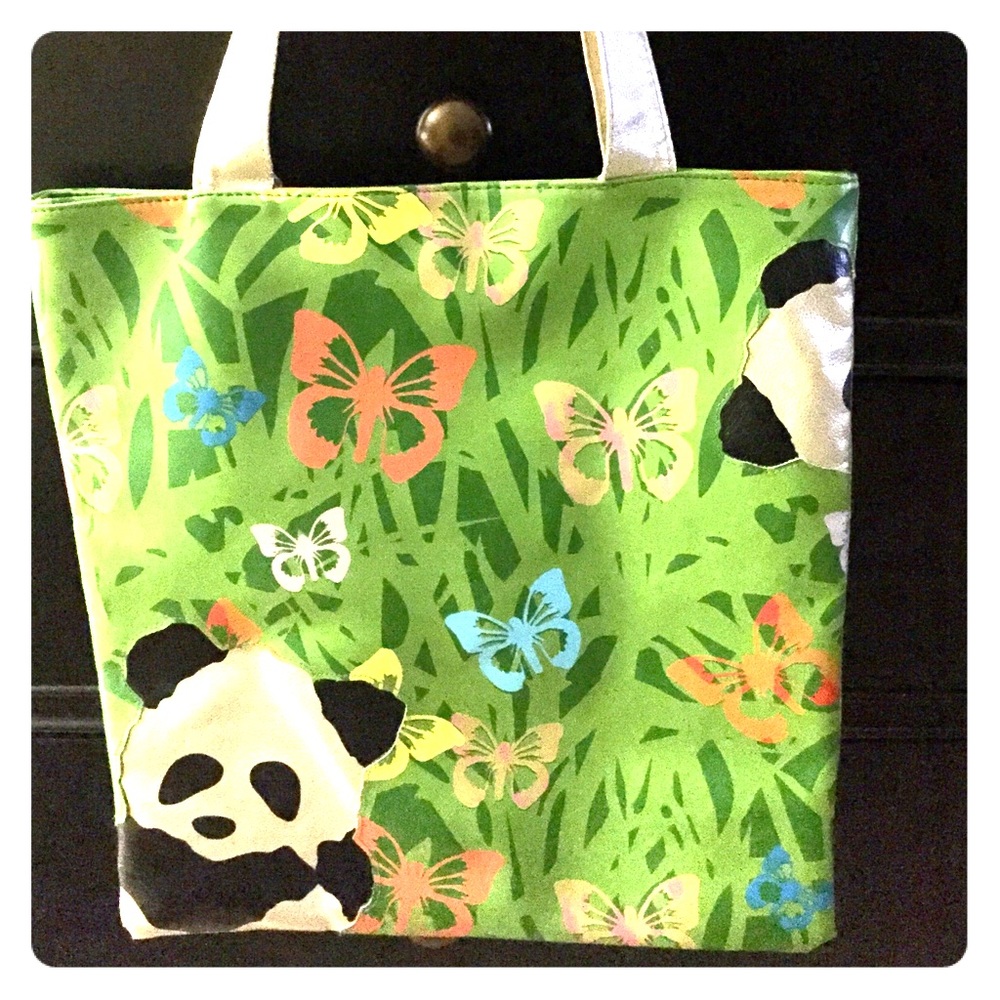 ✨🎉Discounted Panda bag🌸