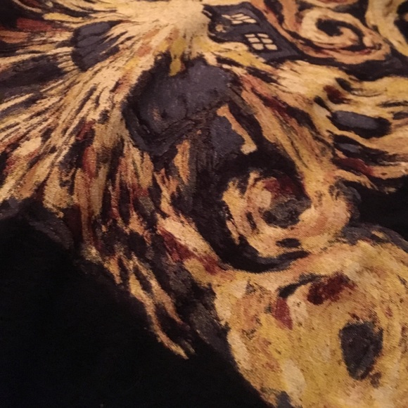 Shirt - Picture 2 of 3