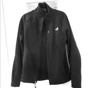 North face wind breaker (L)