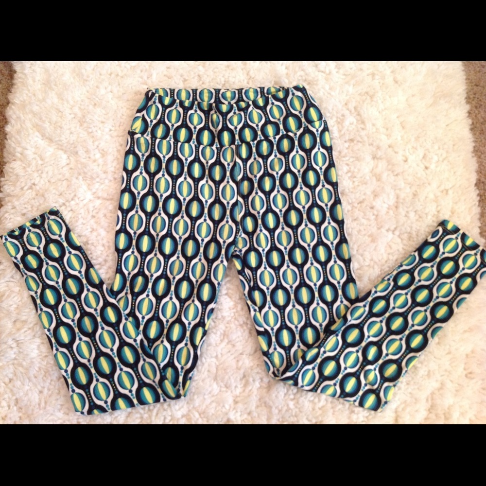 NWOT Lularoe One Size Leggings