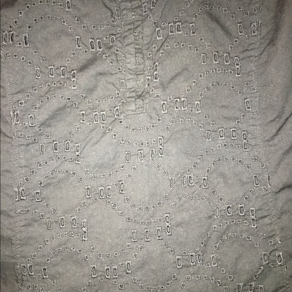 Coldwater Creek Black Eyelet Tank -M - Picture 4 of 6
