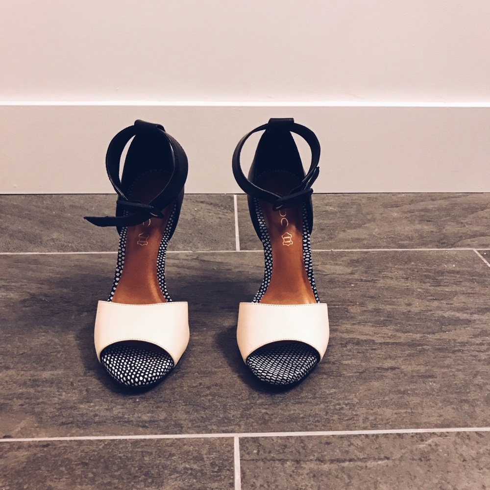 Aldo single sole heels