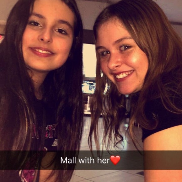 Meet your Posher, Gianna - Picture 1 of 1