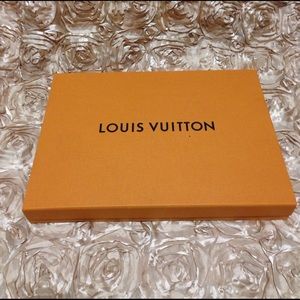 Authentic Louis Vuitton box with magnetic closing