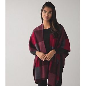 Lululemon Bundle Up Scarf