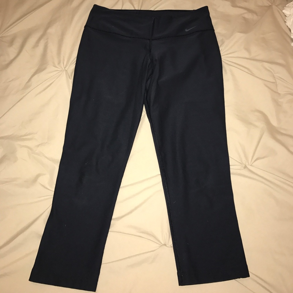 Black Nike crop pants- Size medium