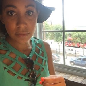 Meet your Posher, Gabrielle