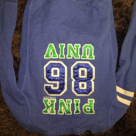 VS Pink sweatshirt - Picture 2 of 2
