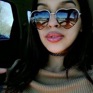 Meet your Posher, Analise