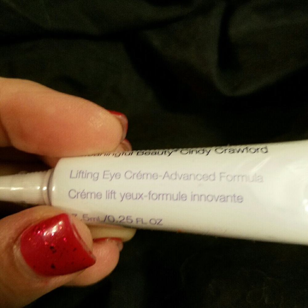 Meaningful beauty lifting eye serum