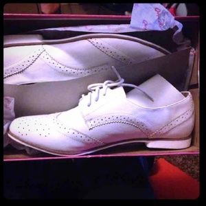 White Oxfords