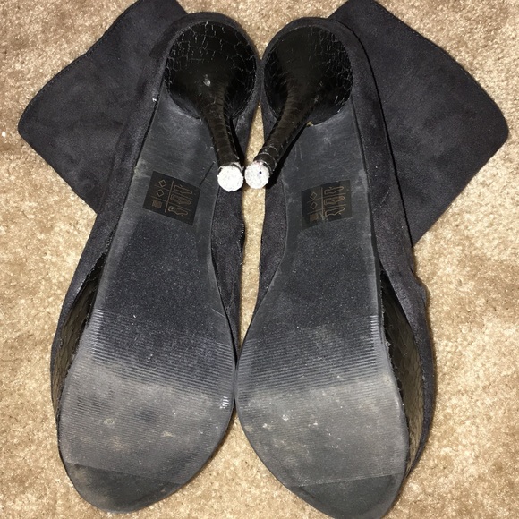 🚫DONATED🚫 - Picture 5 of 9