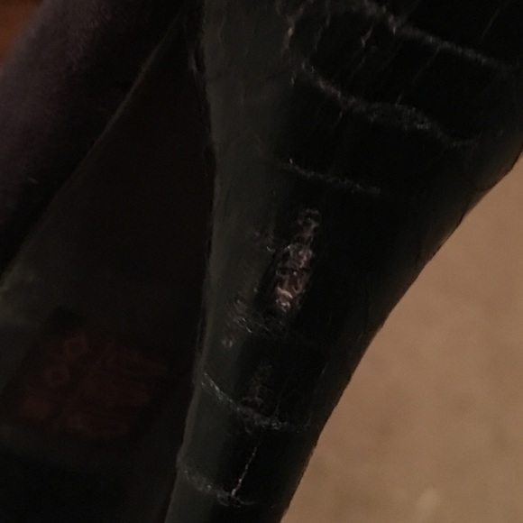 🚫DONATED🚫 - Picture 8 of 9