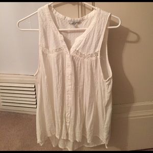 White American Eagle Flowy Tank
