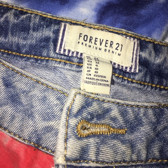 Shorts - Picture 3 of 3