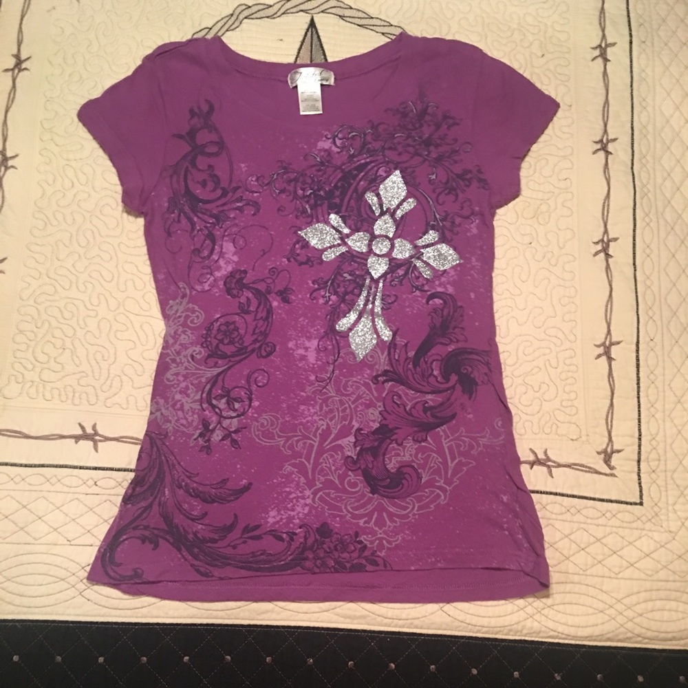 Cute purple shirt with cross!