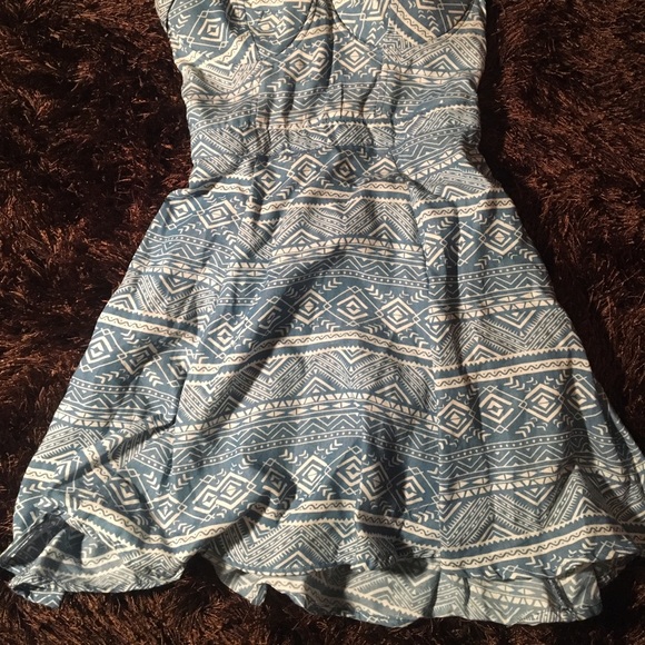 Summer dress - Picture 2 of 4