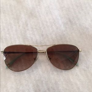 AUTHENTIC Tiffiany aviator sunglasses.