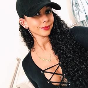 Meet your Posher, Jessica-renée