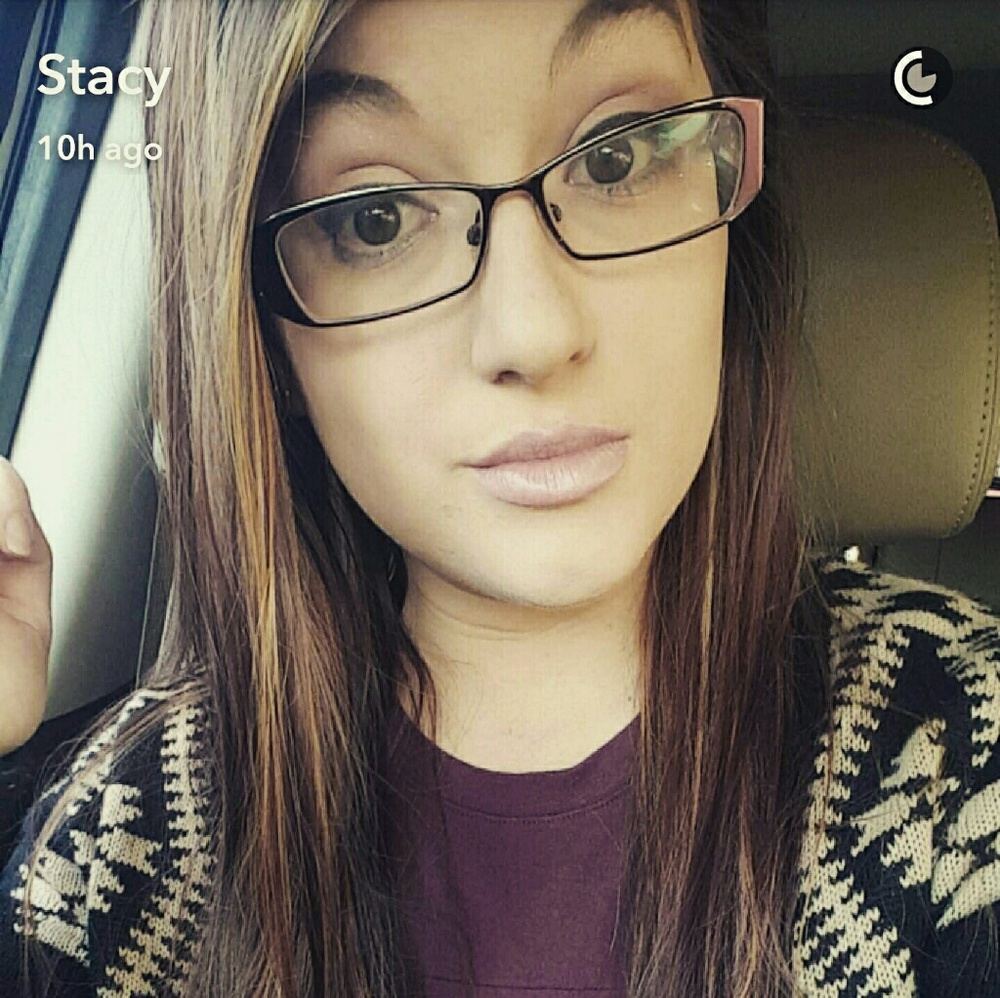 Meet your Posher, Stacy