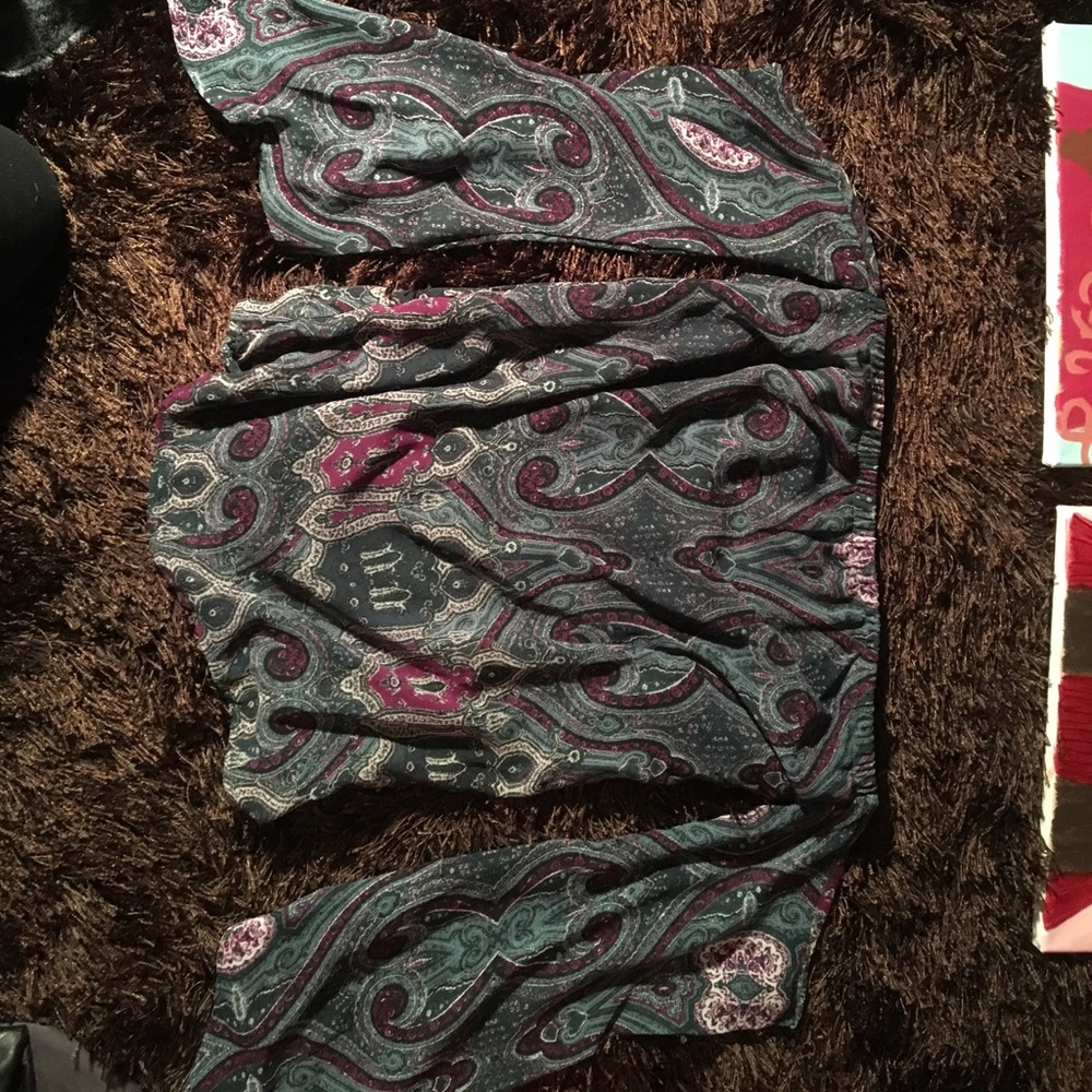 Long sleeve open shoulder