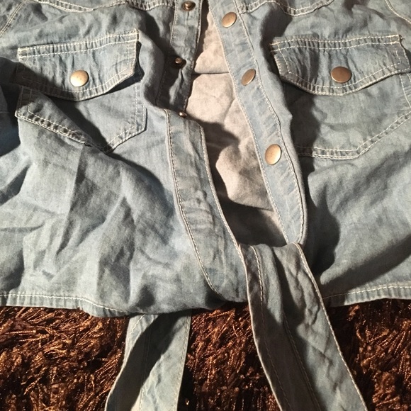 Denim short sleeve - Picture 2 of 3