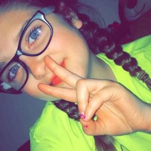 Meet your Posher, Mackenzie