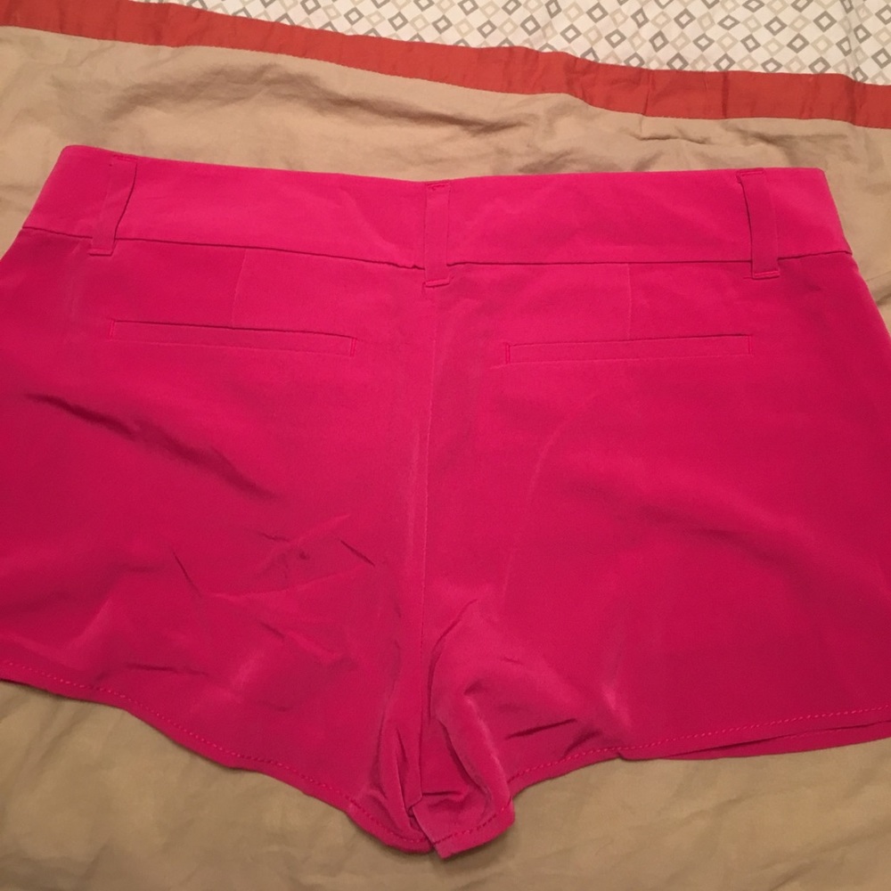 shorts - Picture 3 of 3