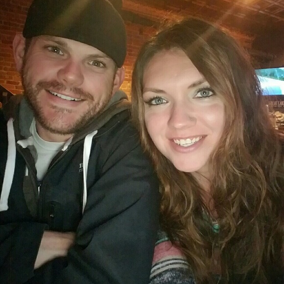 Meet your Posher, Ciara - Picture 3 of 4