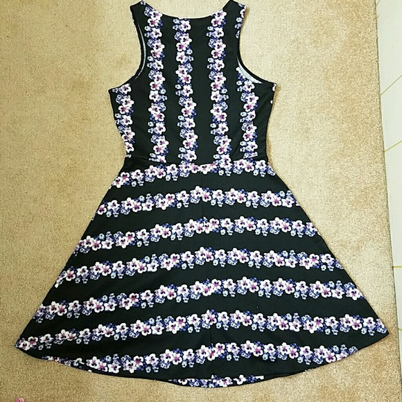 wool top like New & h&m dress - Picture 5 of 8