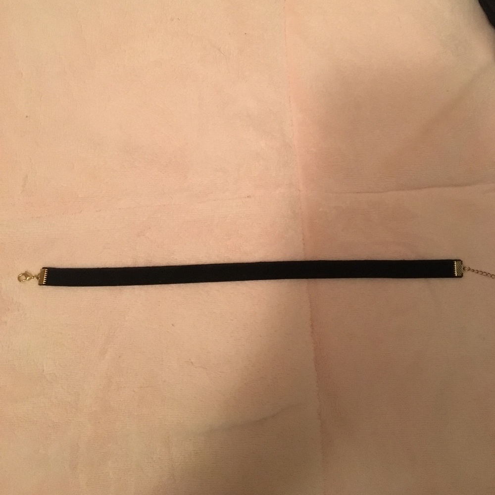 black velvet choker