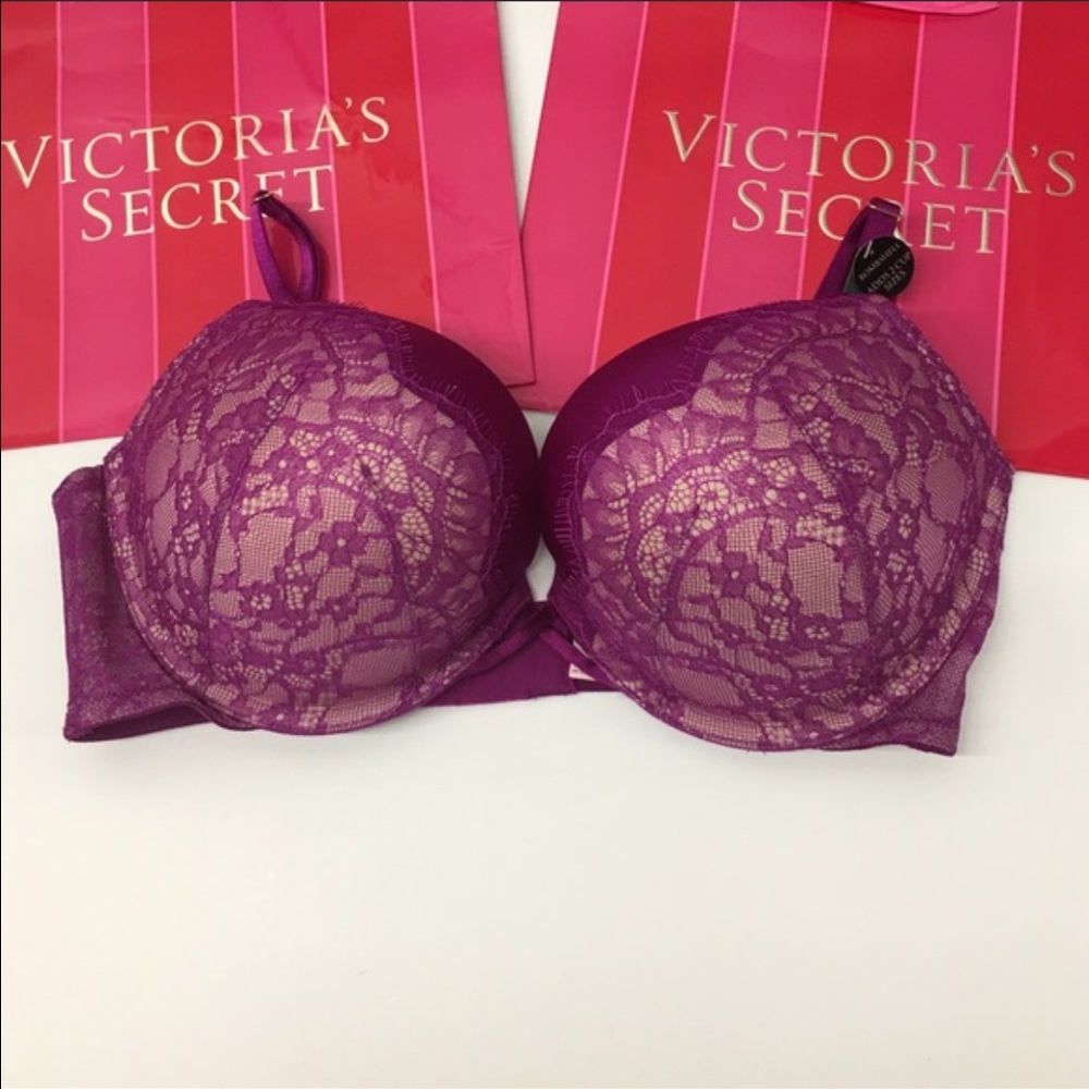 SOLD!!! Victoria's Secret bombshell 36B NWT