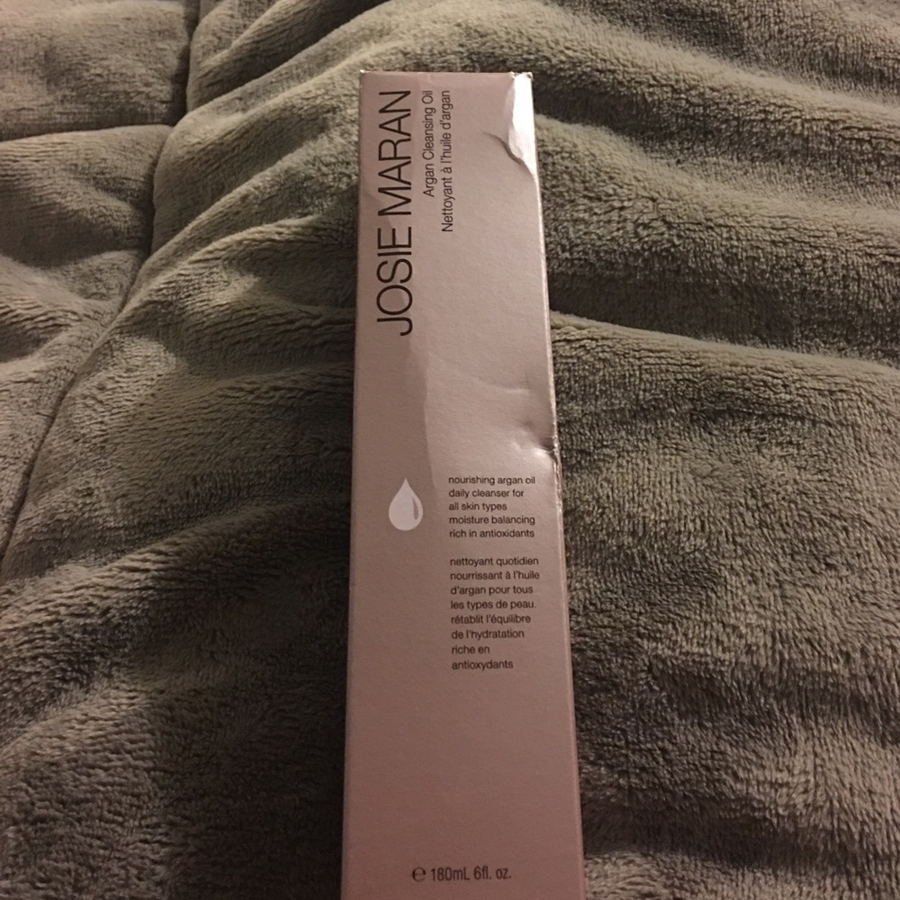 josie maran argan cleansing oil