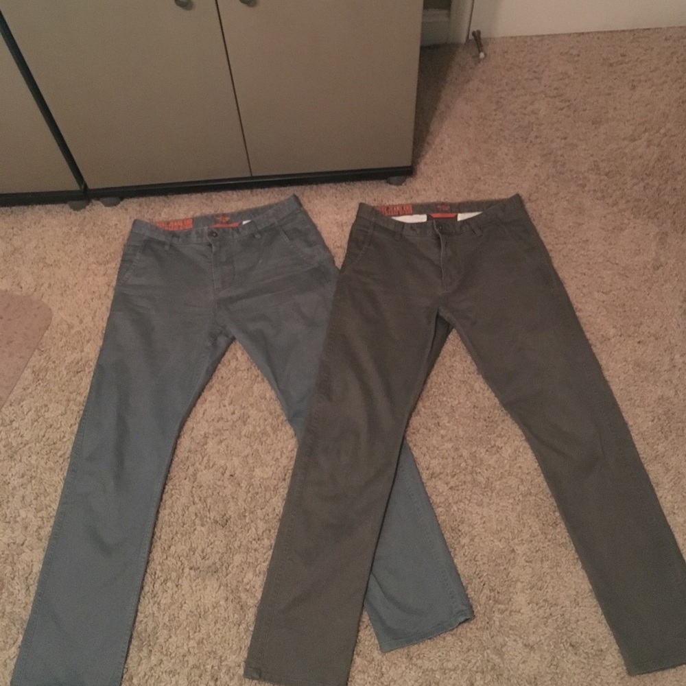 Men's Alpha Khaki Slim Tapered Dockers 33x32