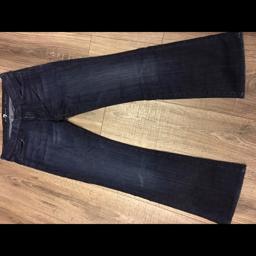 Seven jeans- boot cut size 27