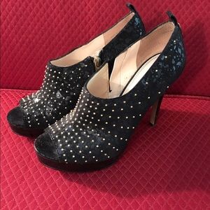 SALE! Sexy Rachel Roy booties - great condition!